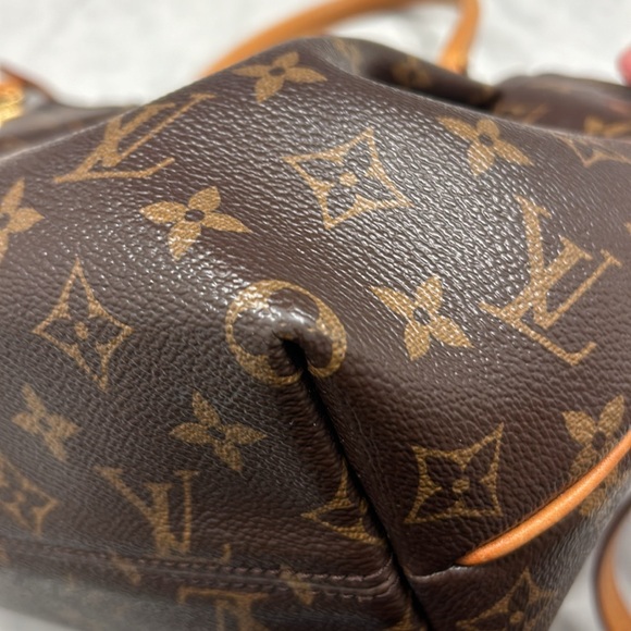 Louis Vuitton Monogram Turenne PM - Picture 5 of 15